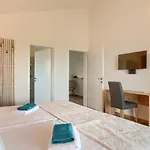 Beautiful Casa Nova With Pool In فيلة *