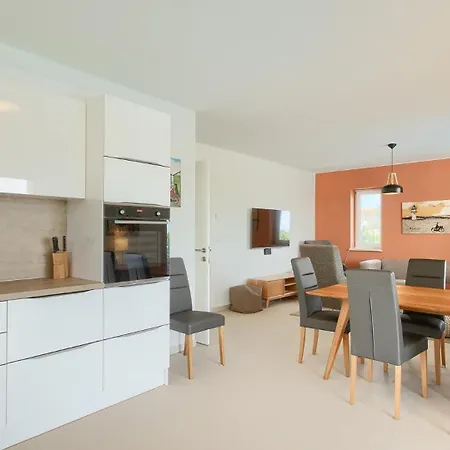 Villa Beautiful Casa Nova With Pool In