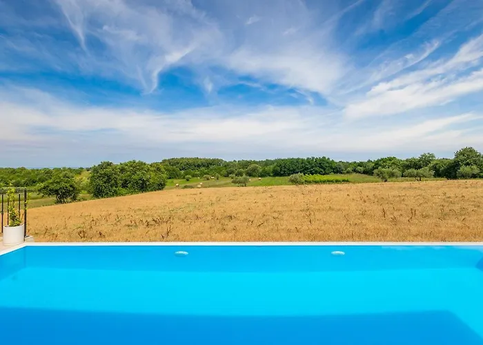 וילה Beautiful Casa Nova With Pool In *