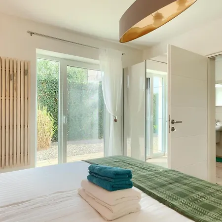 Willa Beautiful Casa Nova With Pool In Brtonigla