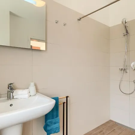 Beautiful Casa Nova With Pool In * Brtonigla